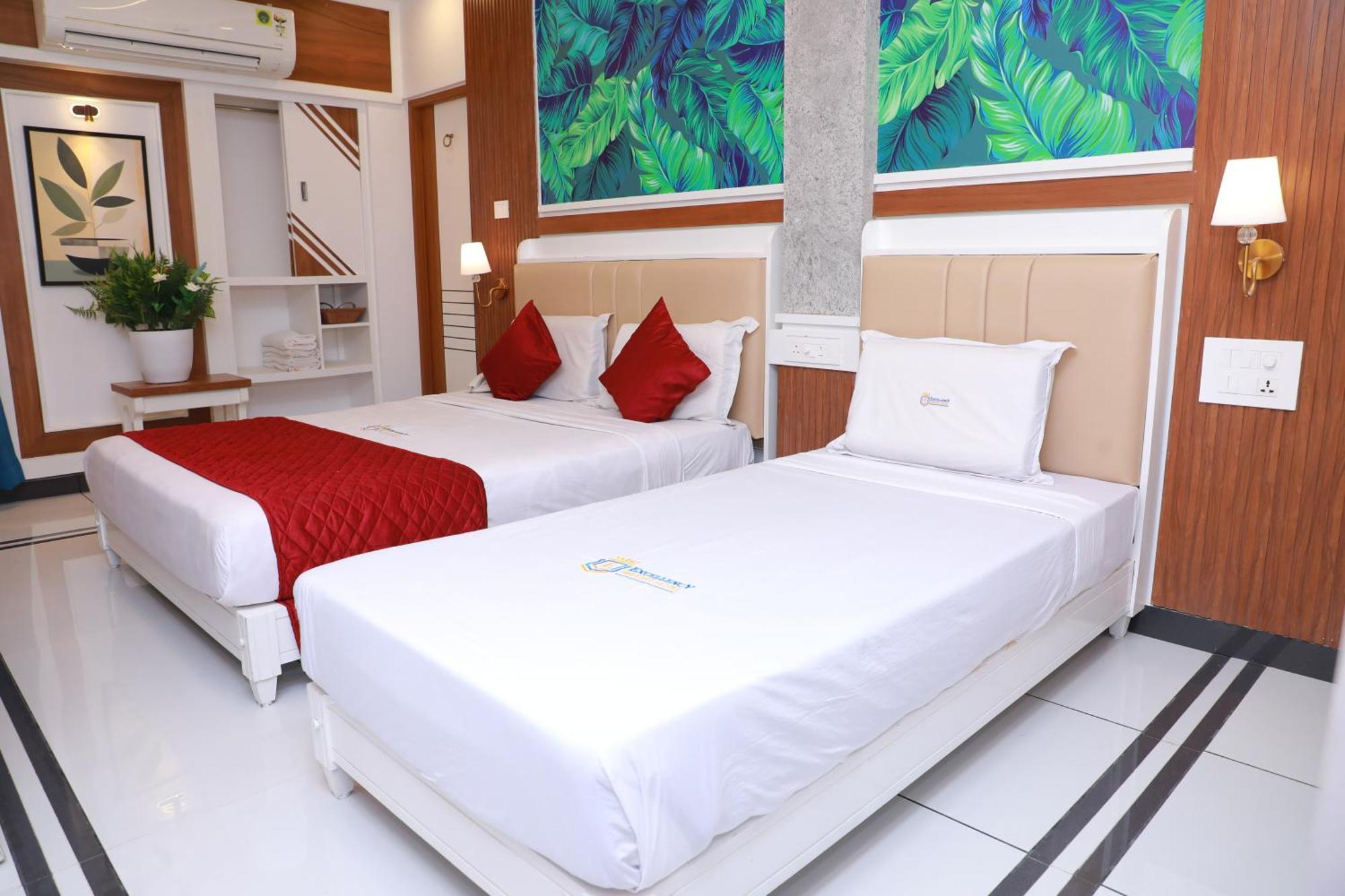 Excellency Airport Hotel Коччи Экстерьер фото