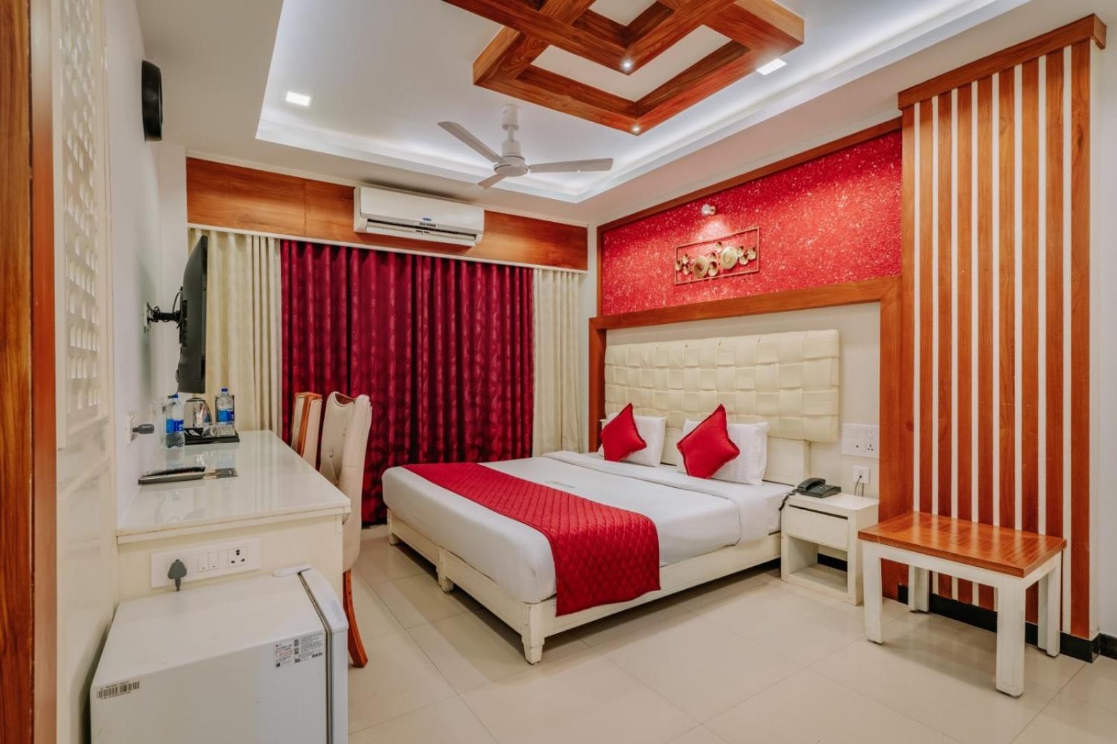 Excellency Airport Hotel Коччи Экстерьер фото